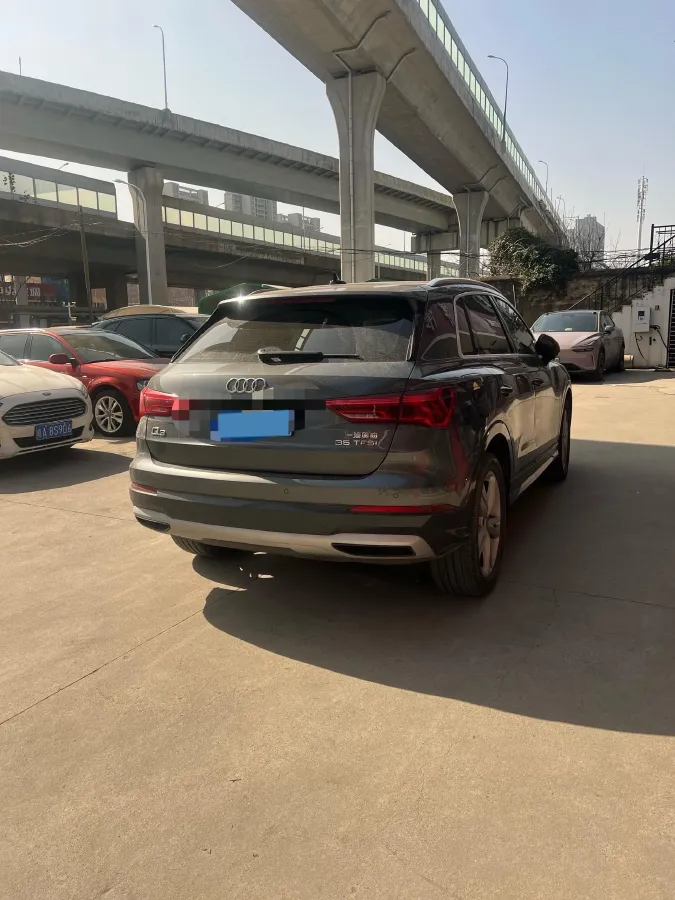 2021 Audi Q3 1.4T 150HP L4 7DCT,autocango,china used car exporter,china ev exporter,chinese used car exporter,chinese used ev exporter