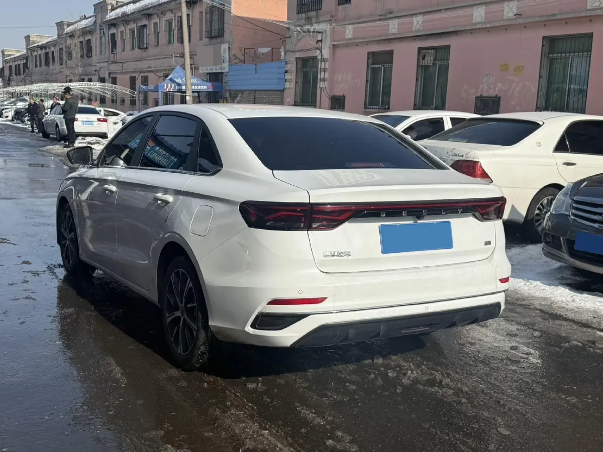 2022 Geely Emgrand 1.5L 114HP L4 CVT,autocango,china used car exporter,china ev exporter,chinese used car exporter,chinese used ev exporter