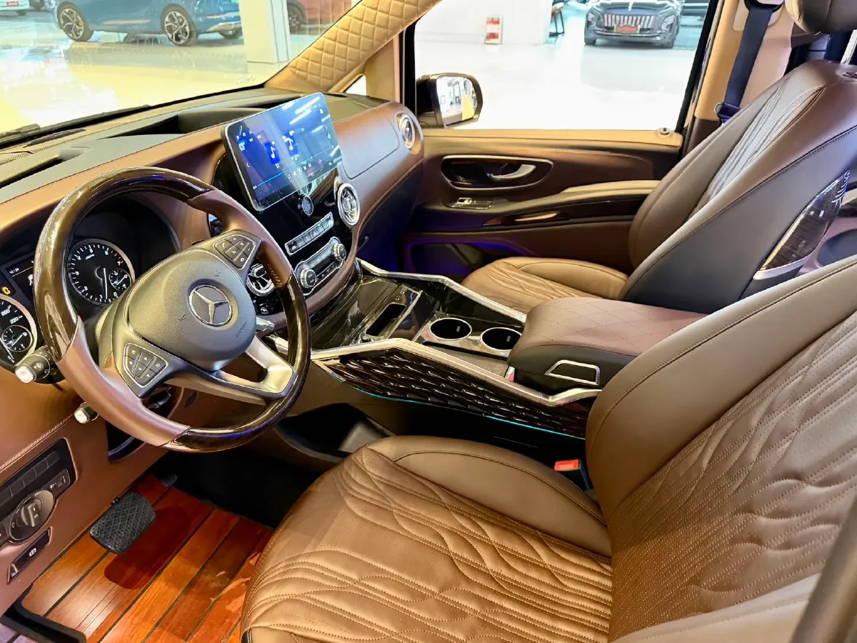 2021 Mercedes-Benz Vito 2.0T 211HP L4 9AT,autocango,china used car exporter,china ev exporter,chinese used car exporter,chinese used ev exporter