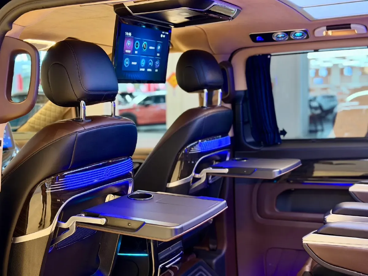 2021 Mercedes-Benz Vito 2.0T 211HP L4 9AT,autocango,china used car exporter,china ev exporter,chinese used car exporter,chinese used ev exporter