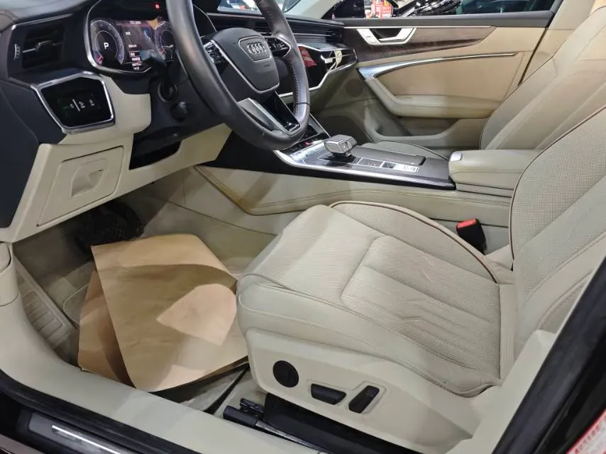 2020 Audi A6L 3.0T 340HP V6 7DCT,autocango,china used car exporter,china ev exporter,chinese used car exporter,chinese used ev exporter