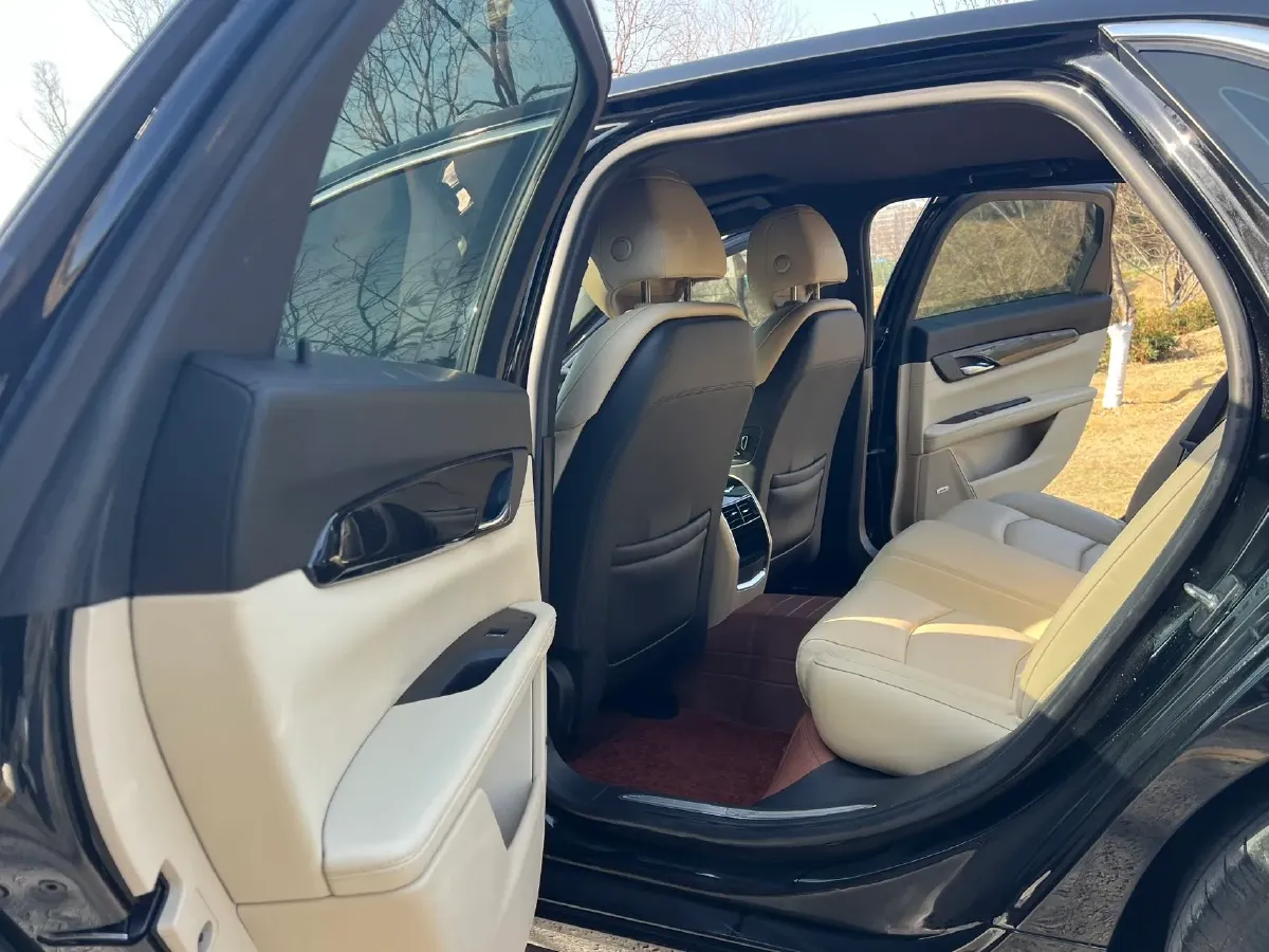 2021 Cadillac CT6 2.0T 237HP L4 10AT,autocango,china used car exporter,china ev exporter,chinese used car exporter,chinese used ev exporter