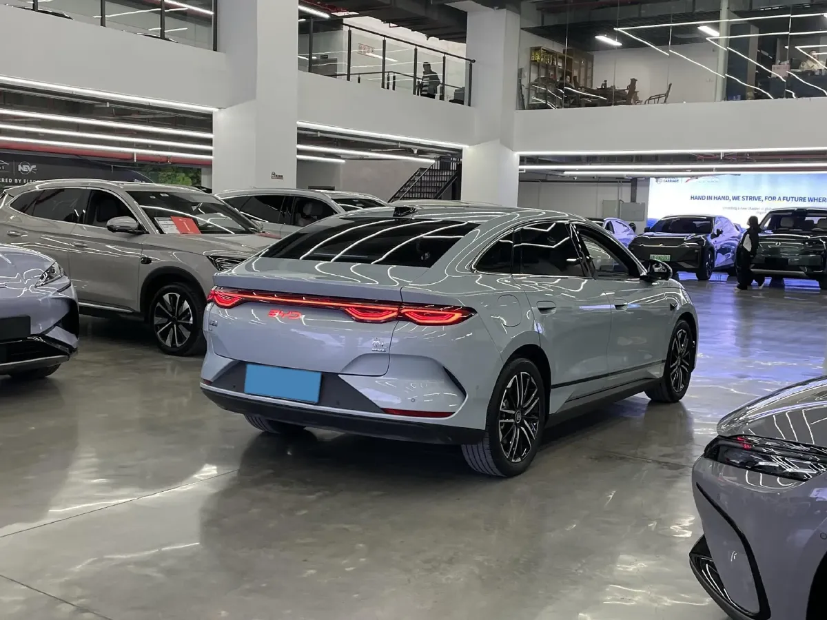 2025 BYD QinL BEV,autocango,china used car exporter,china ev exporter,chinese used car exporter,chinese used ev exporter