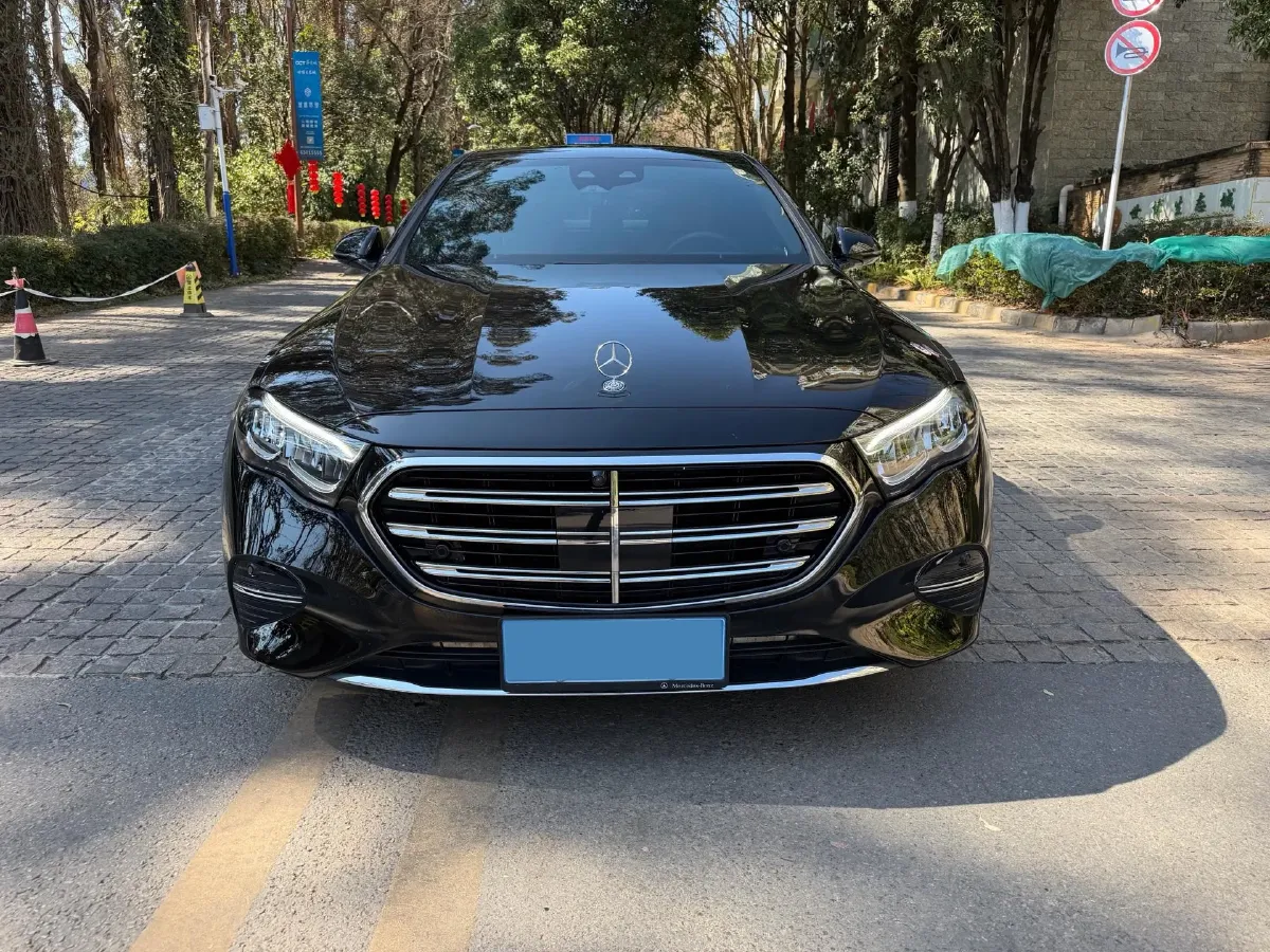 2024 Mercedes-Benz E Class 2.0T 258HP L4 9AT,autocango,china used car exporter,china ev exporter,chinese used car exporter,chinese used ev exporter