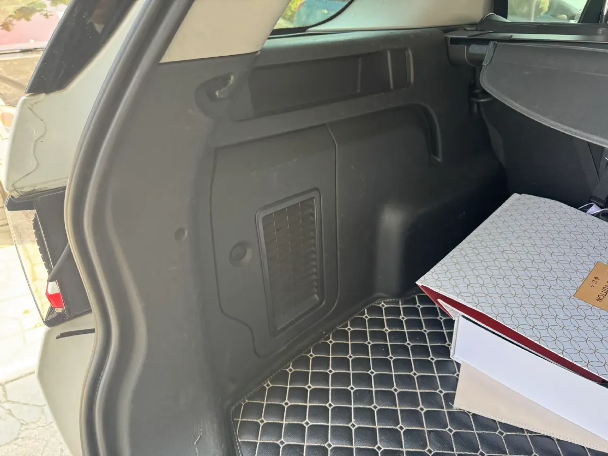 2018 Lexus ES 2.5L 207HP L4 8AT,autocango,china used car exporter,china ev exporter,chinese used car exporter,chinese used ev exporter