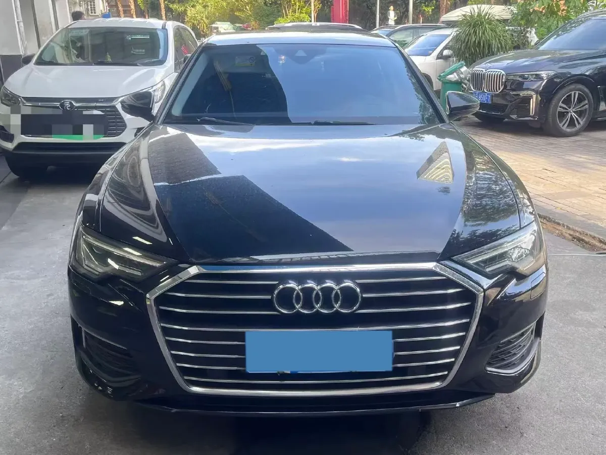 2021 Audi A6L 2.0T 190HP L4 7DCT,autocango,china used car exporter,china ev exporter,chinese used car exporter,chinese used ev exporter