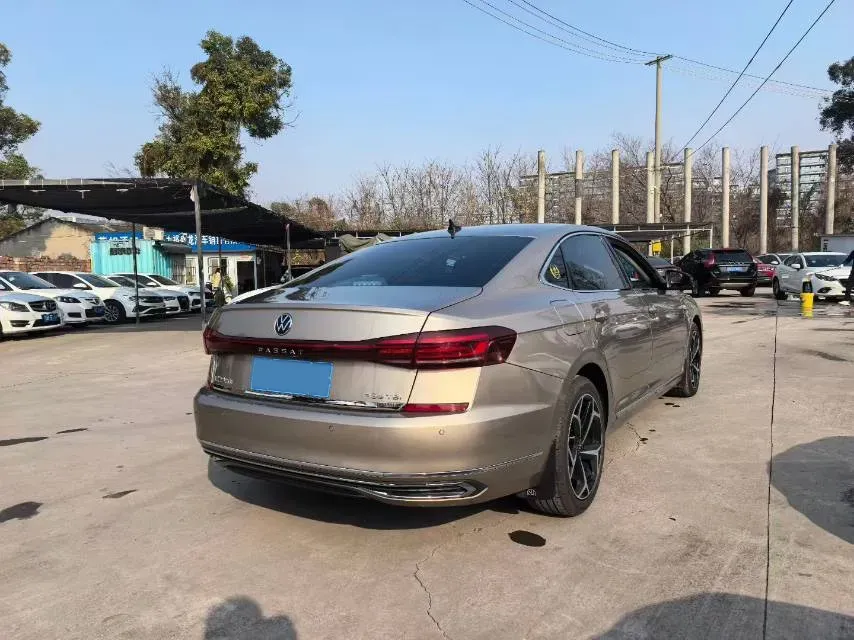 2023 Volkswagen Passat 2.0T 186HP L4 7DCT,autocango,china used car exporter,china ev exporter,chinese used car exporter,chinese used ev exporter