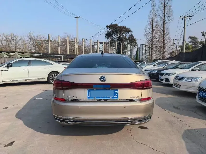 2023 Volkswagen Passat 2.0T 186HP L4 7DCT,autocango,china used car exporter,china ev exporter,chinese used car exporter,chinese used ev exporter