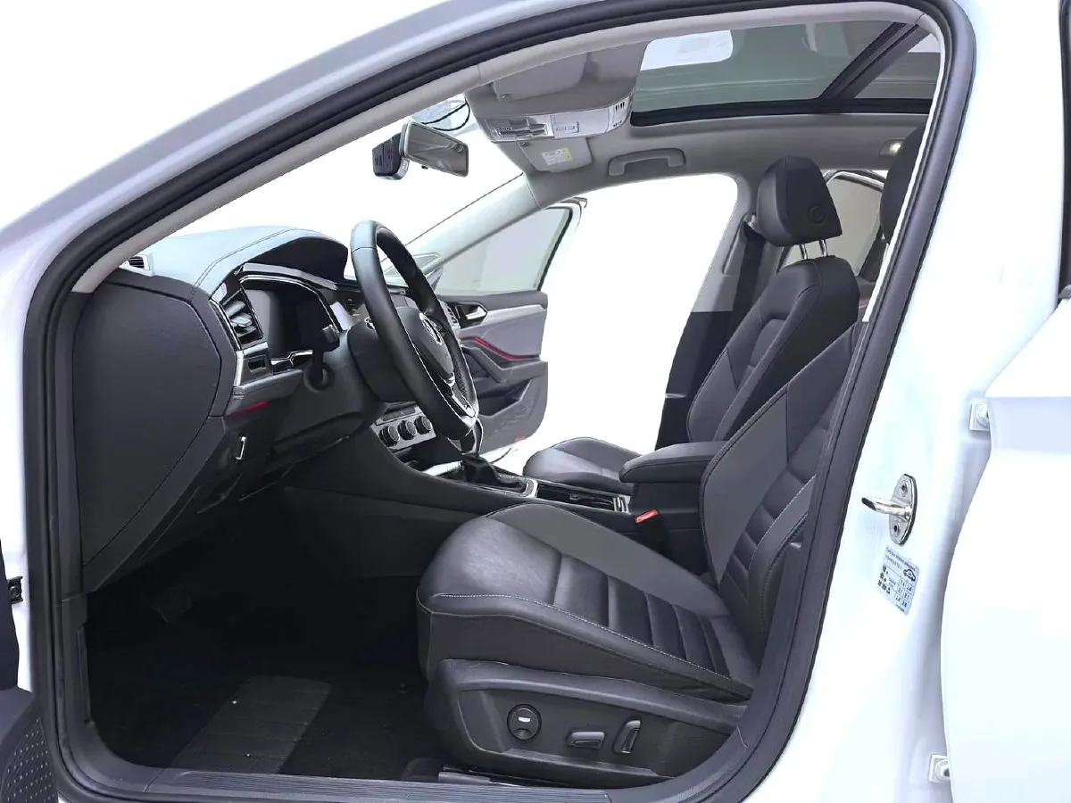 2022 Volkswagen Sagitar 1.4T 150HP L4 7DCT,autocango,china used car exporter,china ev exporter,chinese used car exporter,chinese used ev exporter