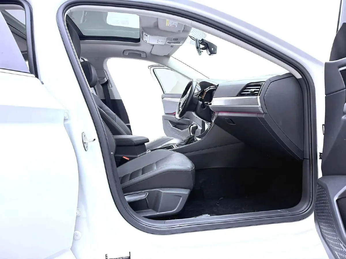 2022 Volkswagen Sagitar 1.4T 150HP L4 7DCT,autocango,china used car exporter,china ev exporter,chinese used car exporter,chinese used ev exporter