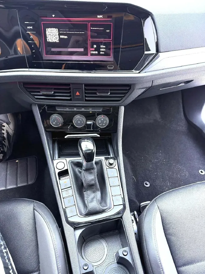 2022 Volkswagen Sagitar 1.4T 150HP L4 7DCT,autocango,china used car exporter,china ev exporter,chinese used car exporter,chinese used ev exporter