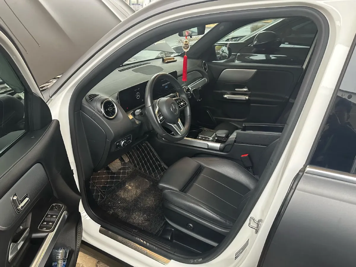 2020 Mercedes-Benz GLB Class 1.3T 136HP L4 7DCT,autocango,china used car exporter,china ev exporter,chinese used car exporter,chinese used ev exporter