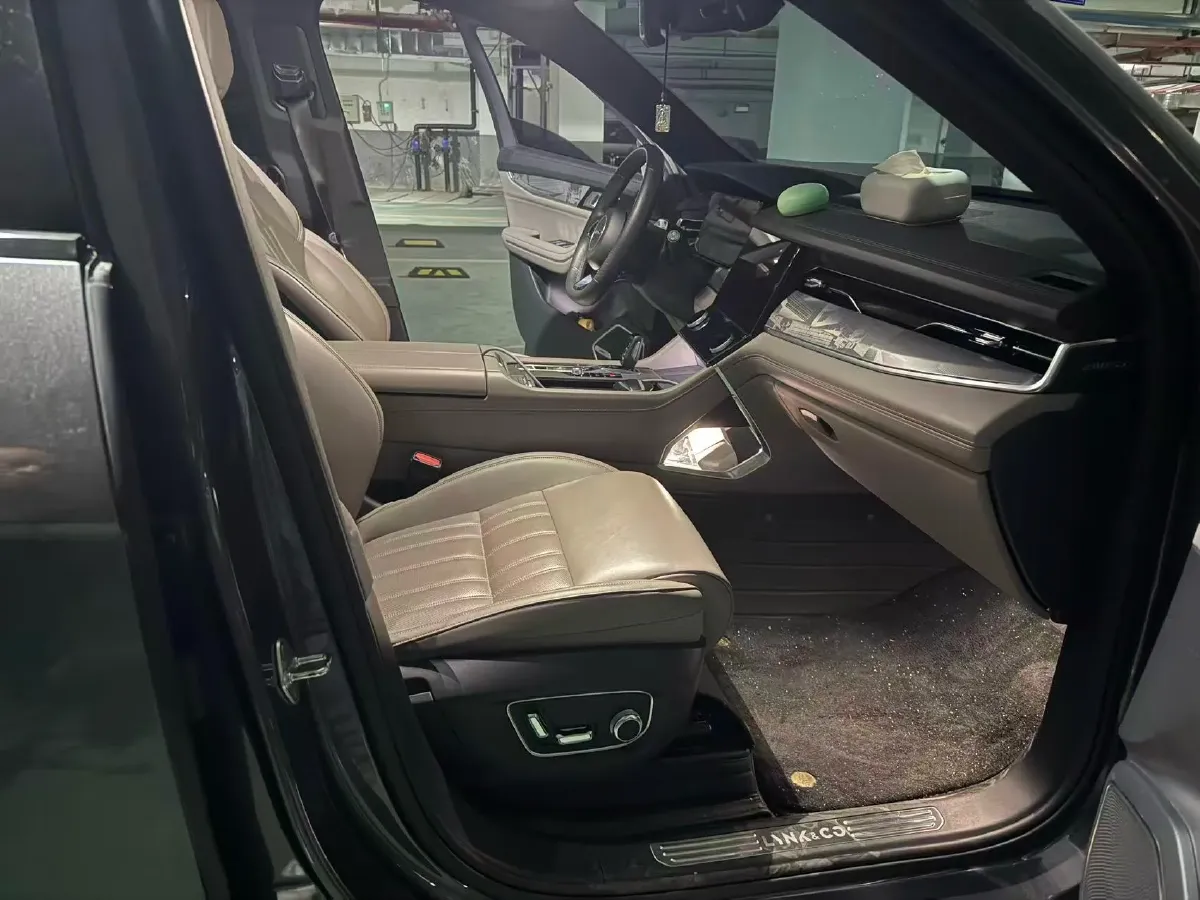 2023 LYNK&CO 09 EM-P 2.0T 254HP L4 3DHT PHEV 40.1KWH,autocango,china used car exporter,china ev exporter,chinese used car exporter,chinese used ev exporter