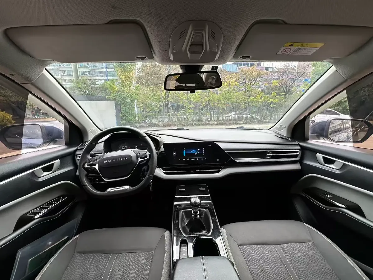 2020 WuLing KaiJie 1.5T 147HP L4 CVT,autocango,china used car exporter,china ev exporter,chinese used car exporter,chinese used ev exporter