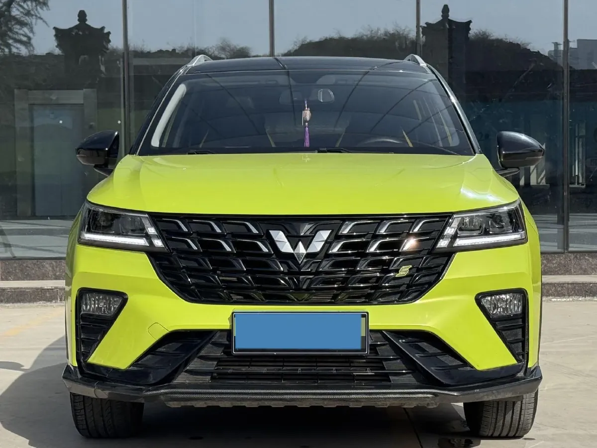 2022 WuLing XingChi 1.5T 147HP L4 CVT,autocango,china used car exporter,china ev exporter,chinese used car exporter,chinese used ev exporter