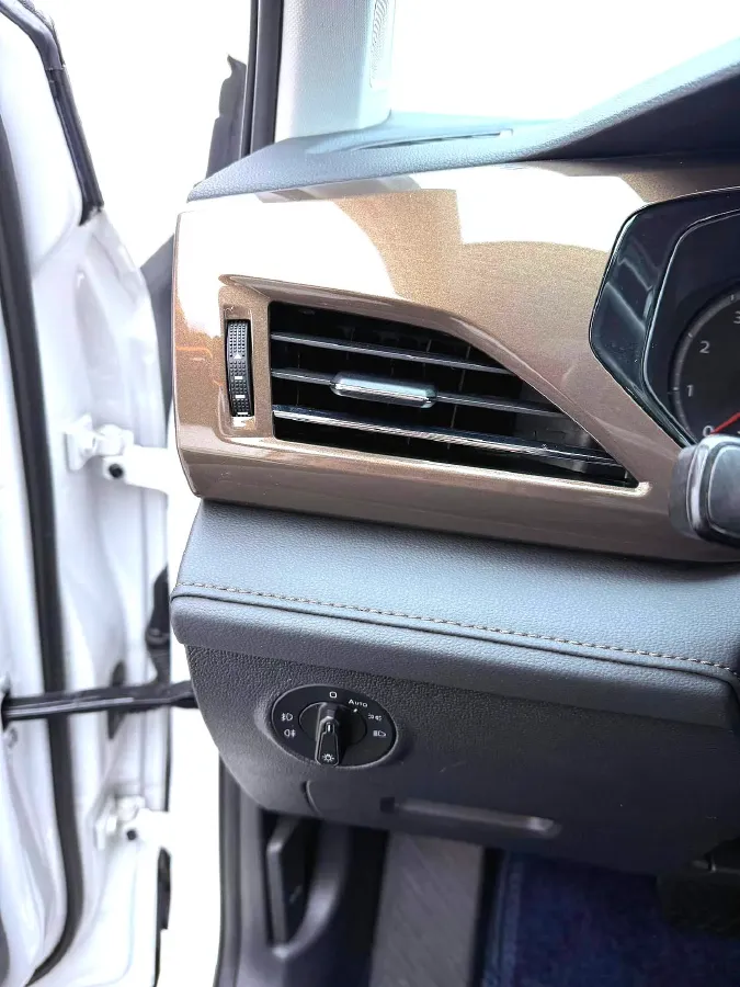 2021 Volkswagen Tharu 1.4T 150HP L4 7DCT,autocango,china used car exporter,china ev exporter,chinese used car exporter,chinese used ev exporter