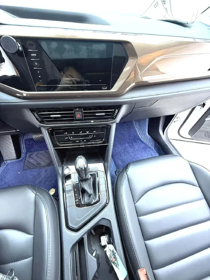 2021 Volkswagen Tharu 1.4T 150HP L4 7DCT,autocango,china used car exporter,china ev exporter,chinese used car exporter,chinese used ev exporter