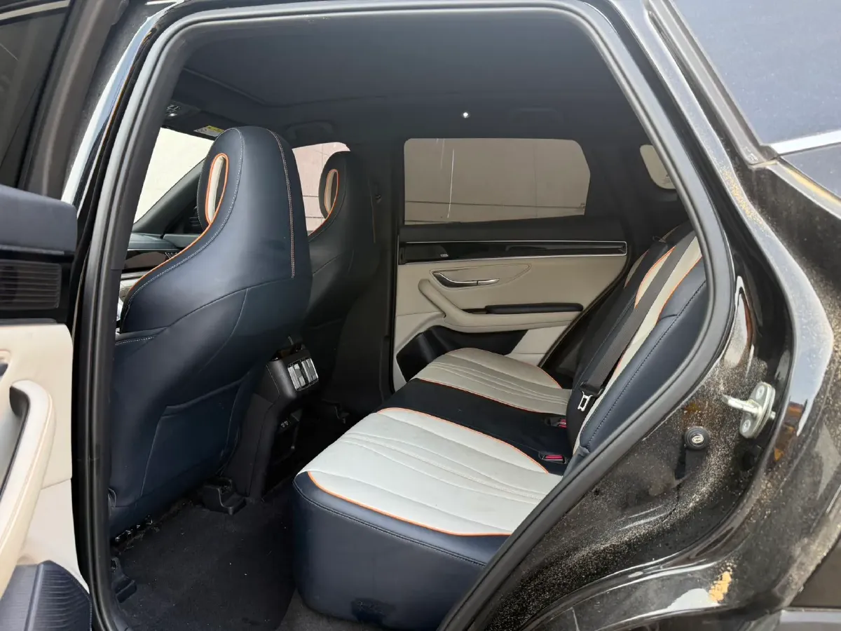 2021 Geely JiaJi 1.5T 177HP L3 7DCT PHEV 11.3KWH,autocango,china used car exporter,china ev exporter,chinese used car exporter,chinese used ev exporter