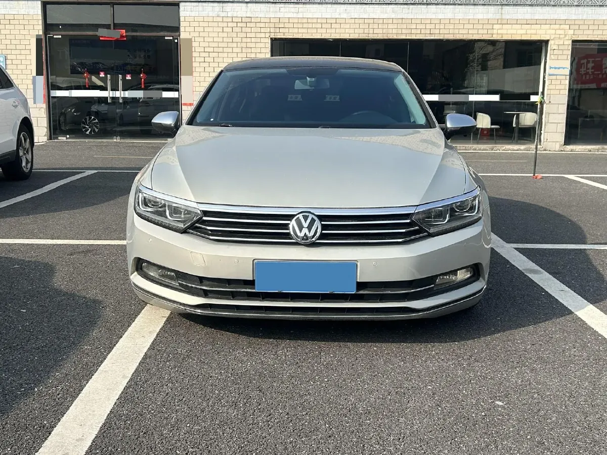 2019 Chevrolet Malibu XL 2.0T 241HP L4 9AT,autocango,china used car exporter,china ev exporter,chinese used car exporter,chinese used ev exporter