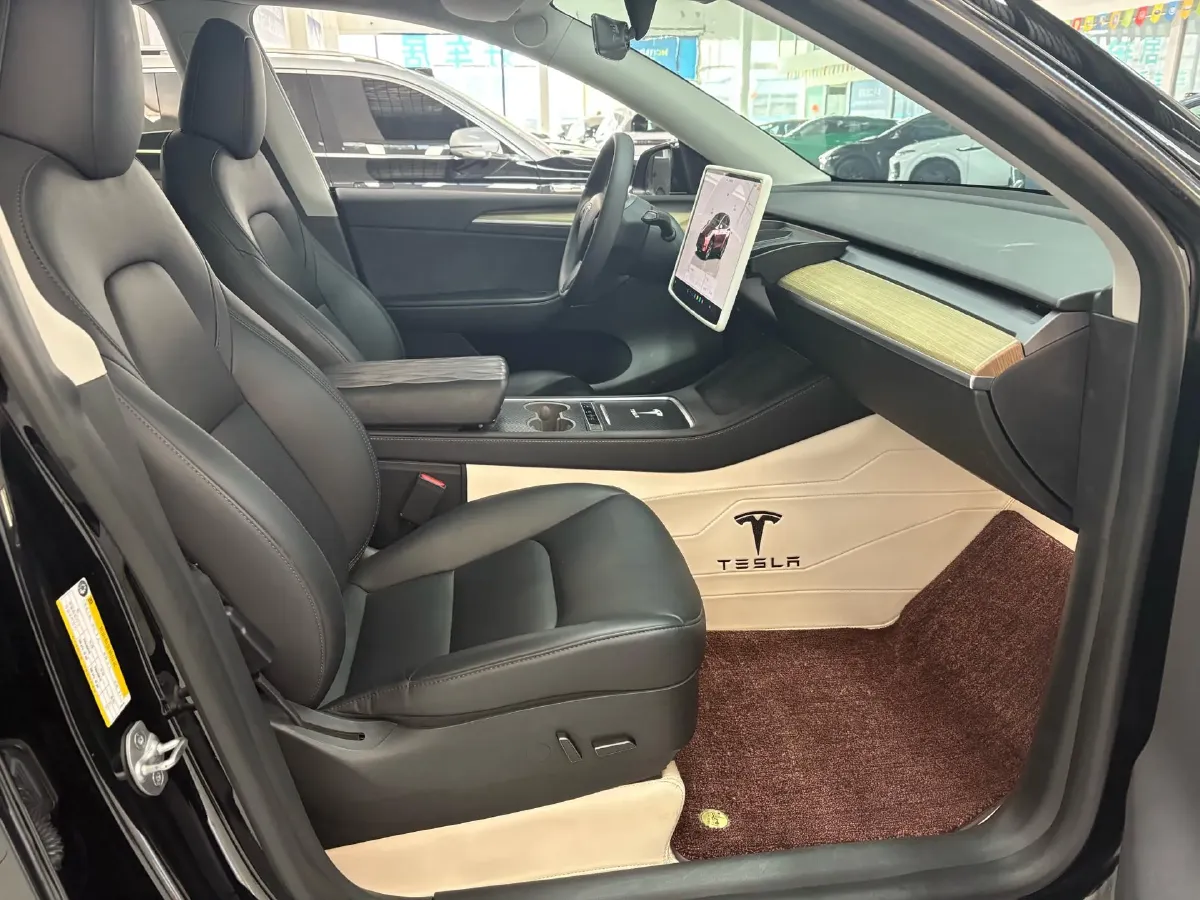 2022 Tesla Model Y BEV 60KWH,autocango,china used car exporter,china ev exporter,chinese used car exporter,chinese used ev exporter