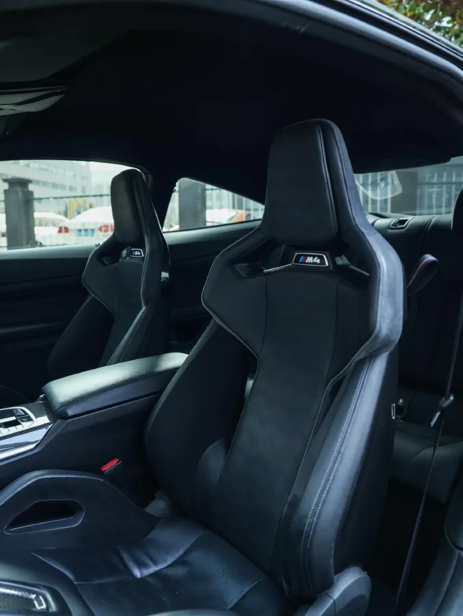 2021 BMW M4 3.0T 510HP L6 8AT,autocango,china used car exporter,china ev exporter,chinese used car exporter,chinese used ev exporter