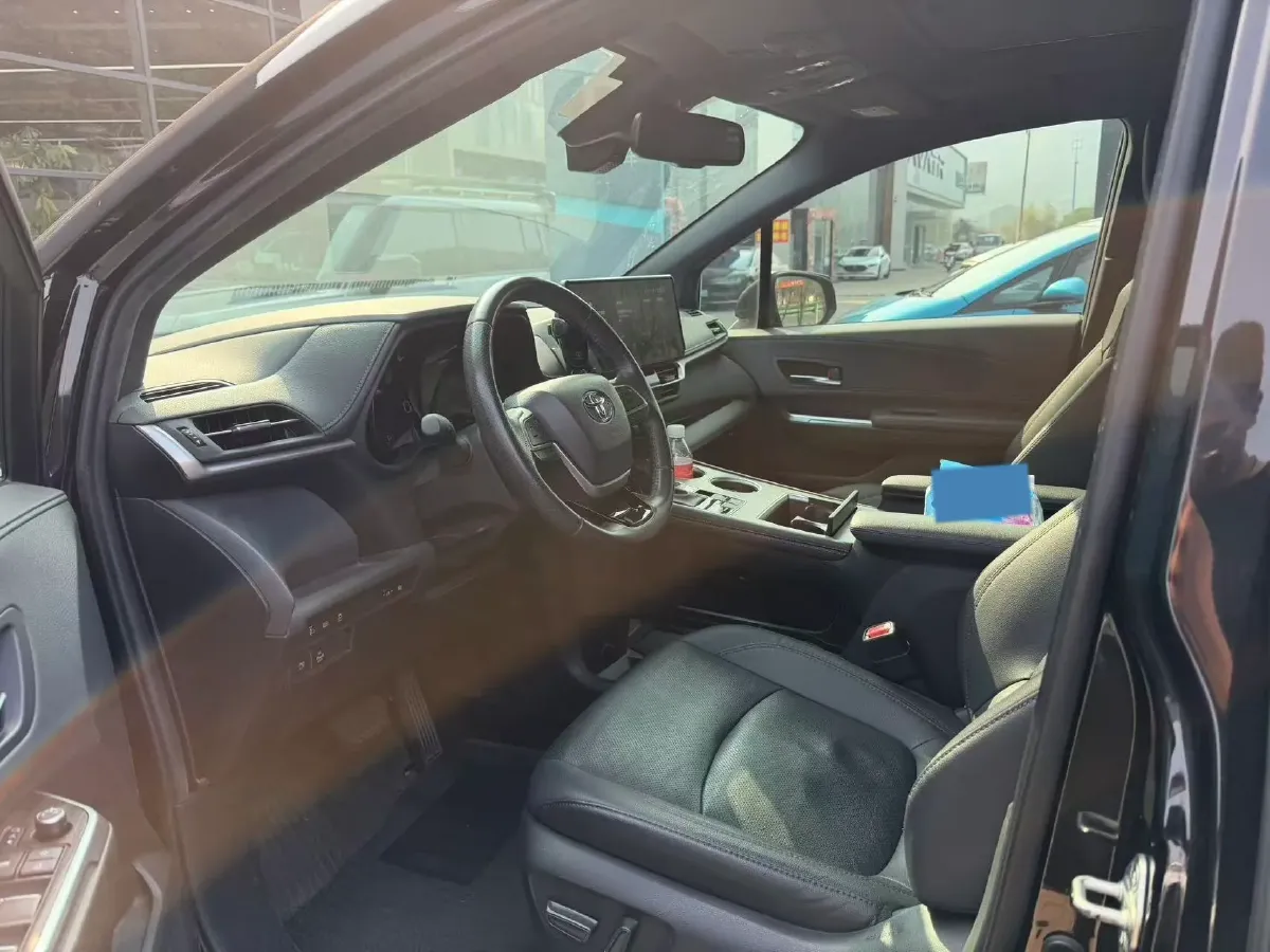 2021 Toyota Sienna 2.5L 192HP L4 E-CVT Hybrid,autocango,china used car exporter,china ev exporter,chinese used car exporter,chinese used ev exporter