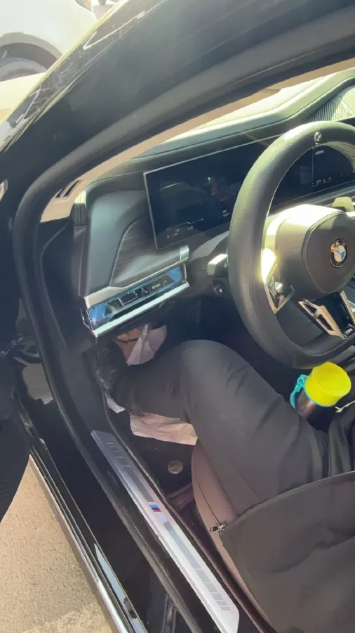 2023 BMW 7 Series 3.0T 272HP L6 8AT,autocango,china used car exporter,china ev exporter,chinese used car exporter,chinese used ev exporter