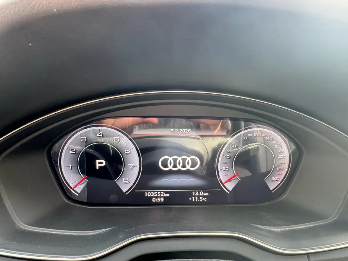 2023 Audi Q5L 2.0T 190HP L4 7DCT,autocango,china used car exporter,china ev exporter,chinese used car exporter,chinese used ev exporter