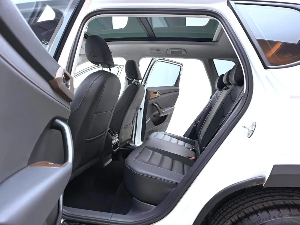 2021 Volkswagen Tharu 1.4T 150HP L4 7DCT,autocango,china used car exporter,china ev exporter,chinese used car exporter,chinese used ev exporter