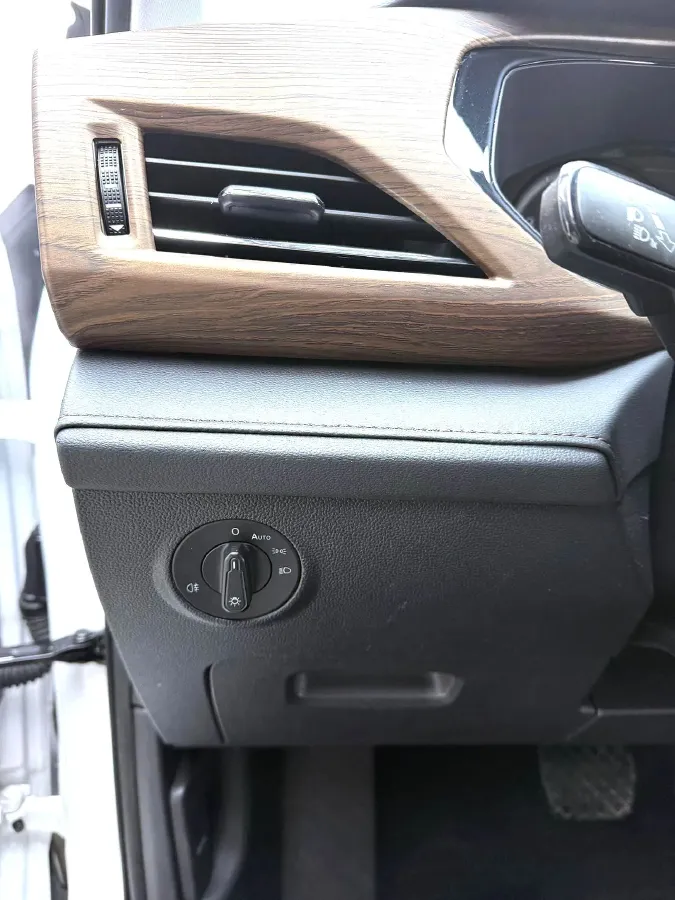 2021 Volkswagen Tharu 1.4T 150HP L4 7DCT,autocango,china used car exporter,china ev exporter,chinese used car exporter,chinese used ev exporter