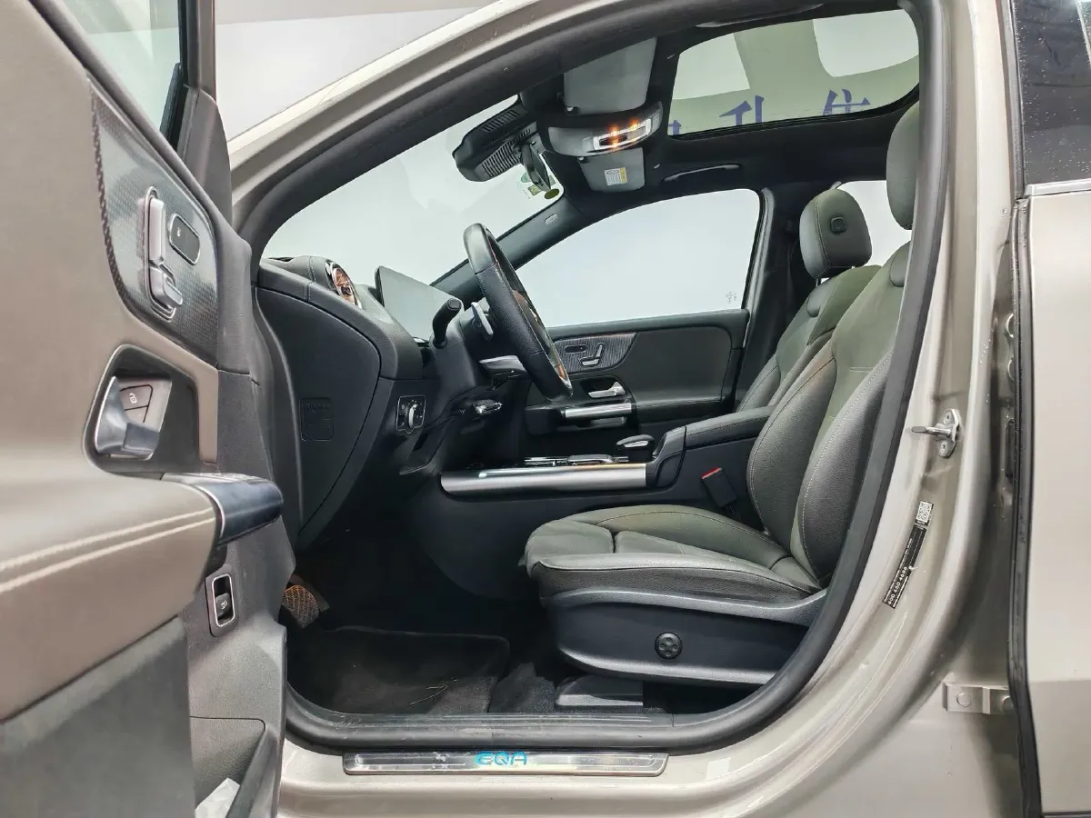 2022 Mercedes-Benz EQA Class BEV 73.5KWH,autocango,china used car exporter,china ev exporter,chinese used car exporter,chinese used ev exporter