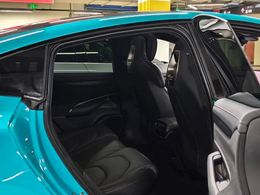 2024 MI SU7 BEV 101KWH,autocango,china used car exporter,china ev exporter,chinese used car exporter,chinese used ev exporter