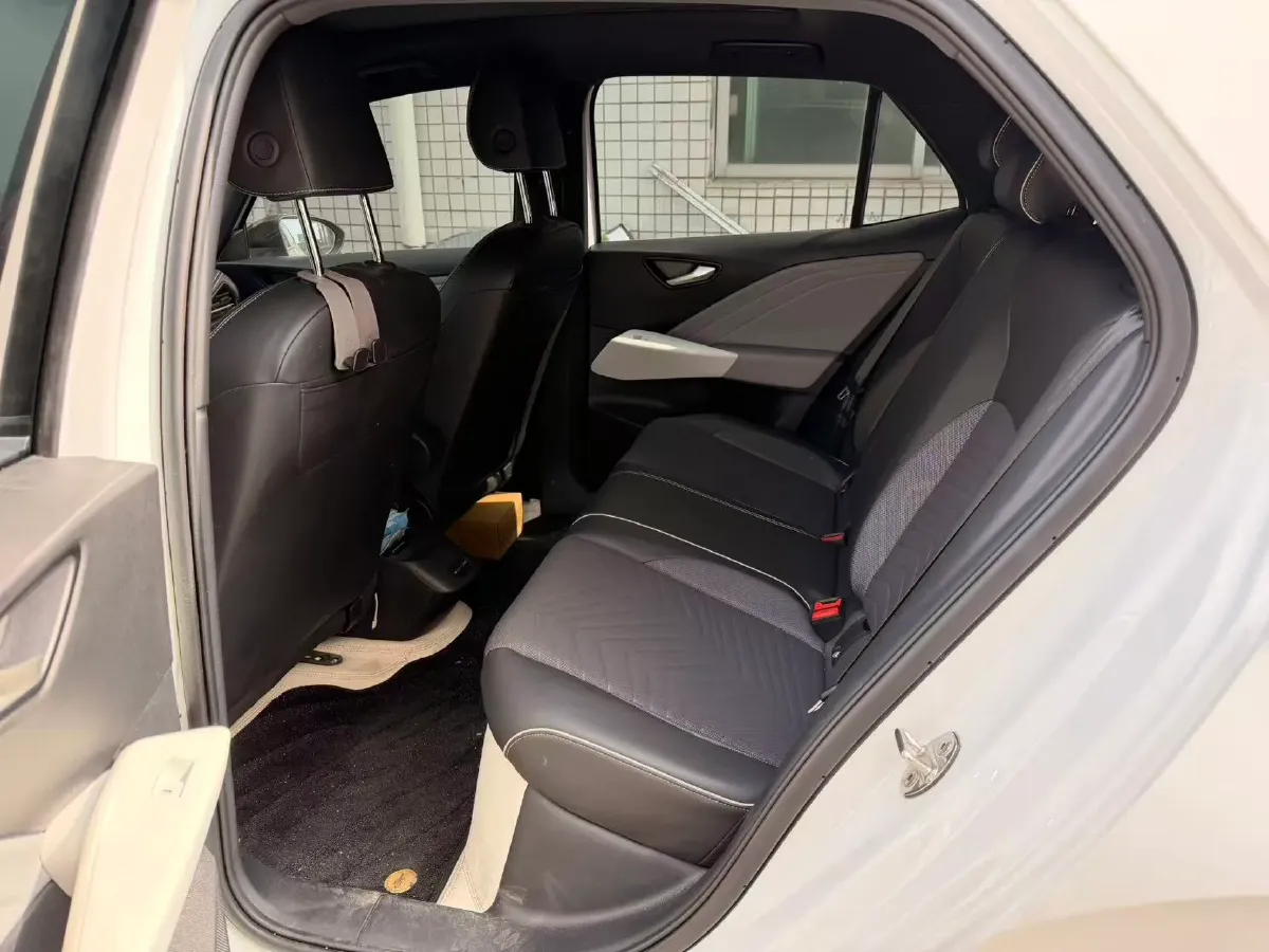 2025 Volkswagen ID.3 BEV 52.8KWH,autocango,china used car exporter,china ev exporter,chinese used car exporter,chinese used ev exporter