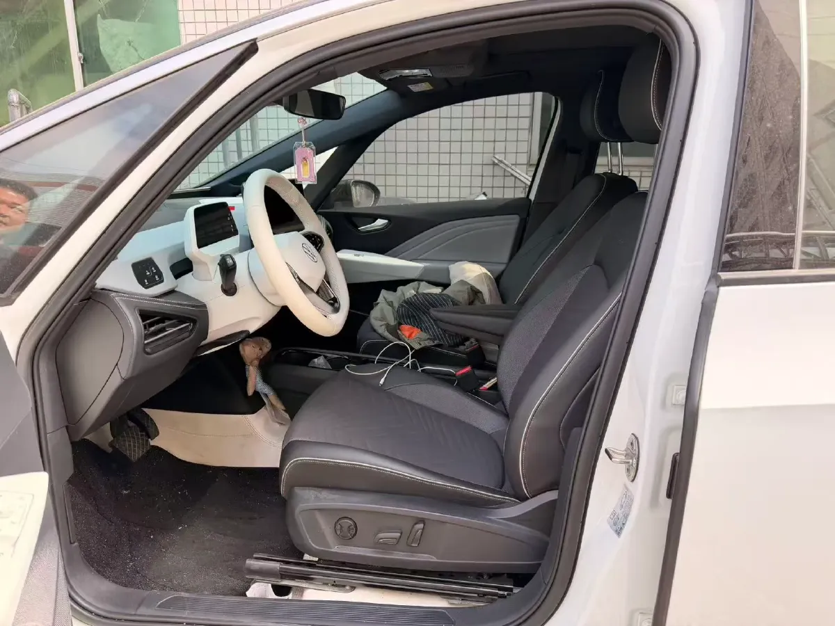 2025 Volkswagen ID.3 BEV 52.8KWH,autocango,china used car exporter,china ev exporter,chinese used car exporter,chinese used ev exporter