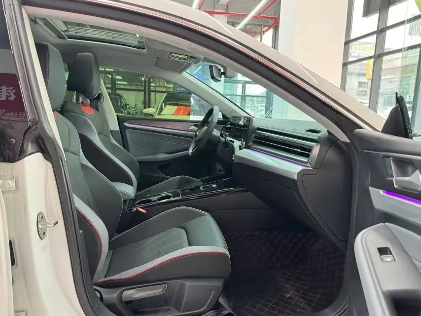 2025 Volkswagen Lamando 1.4T 150HP L4 7DCT,autocango,china used car exporter,china ev exporter,chinese used car exporter,chinese used ev exporter