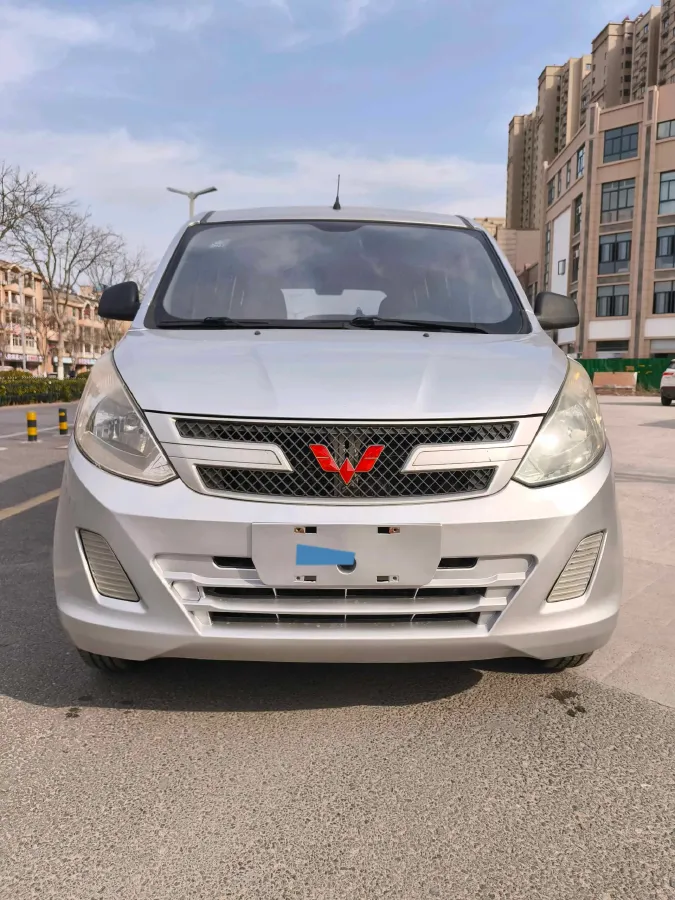 2018 WuLing RongGuang V 1.2L 88HP L4 5MT,autocango,china used car exporter,china ev exporter,chinese used car exporter,chinese used ev exporter