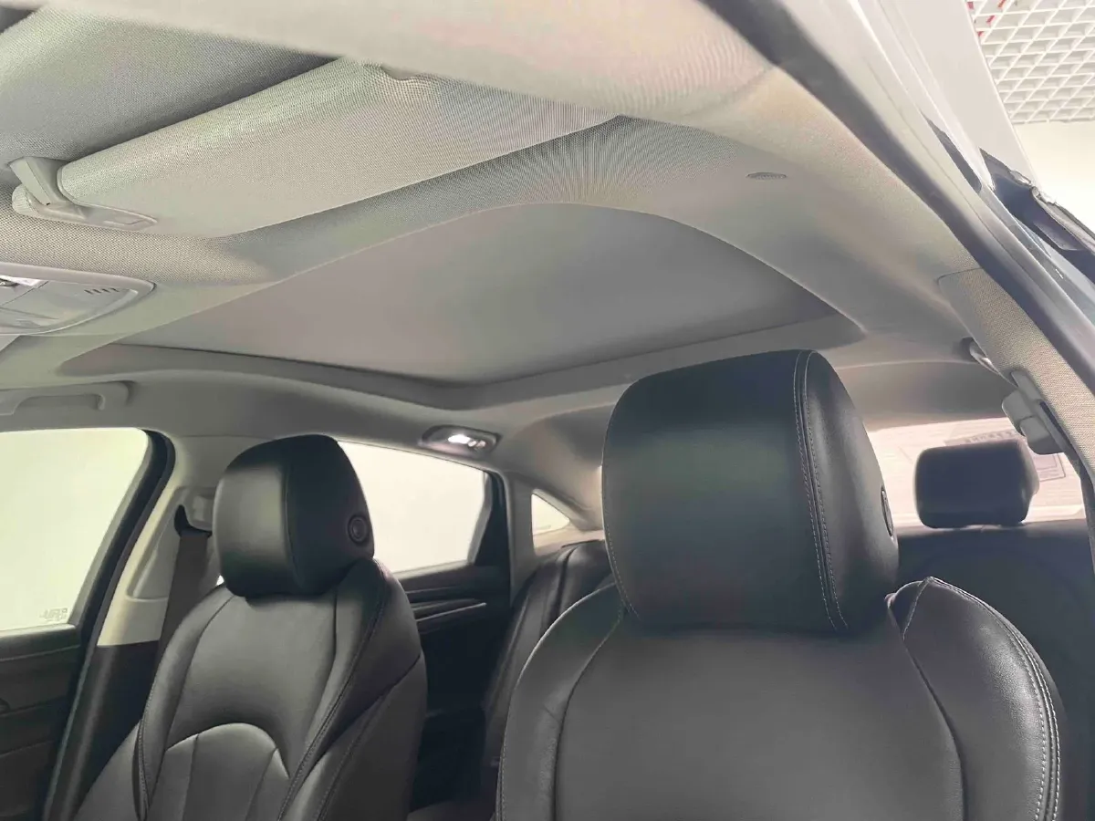 2021 Buick Larcosse 2.0T 237HP L4 9AT,autocango,china used car exporter,china ev exporter,chinese used car exporter,chinese used ev exporter