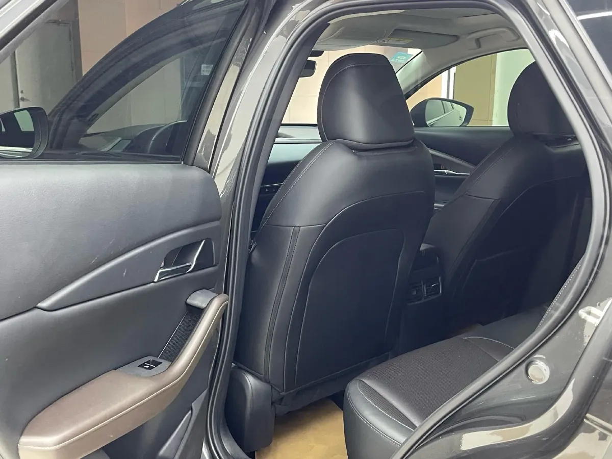 2022 Mazda CX-30 2.0L 158HP L4 6AT,autocango,china used car exporter,china ev exporter,chinese used car exporter,chinese used ev exporter