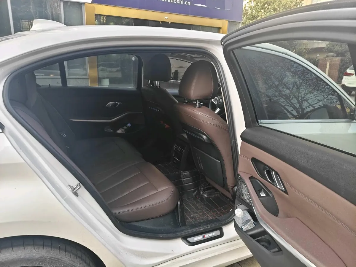 2021 BMW 3 Series 2.0T 184HP L4 8AT,autocango,china used car exporter,china ev exporter,chinese used car exporter,chinese used ev exporter