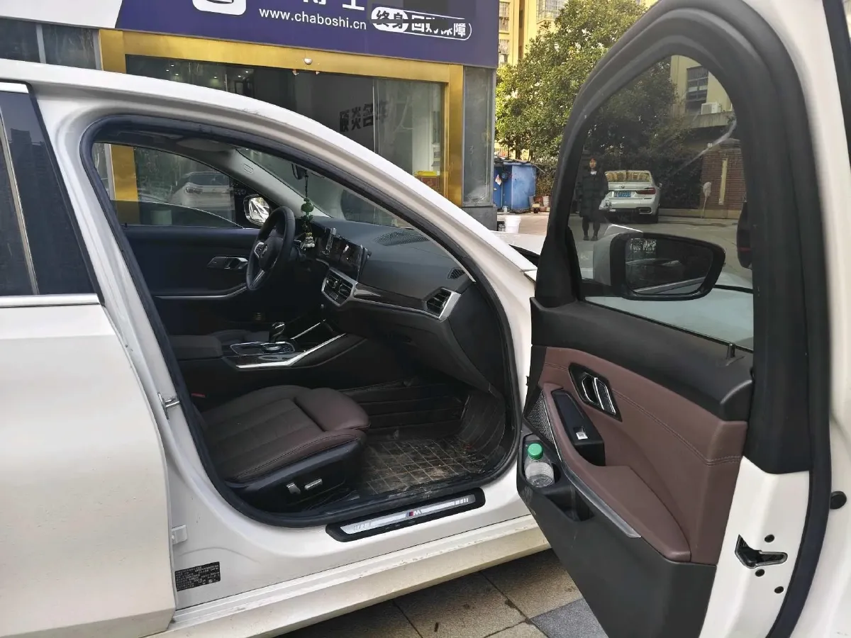 2021 BMW 3 Series 2.0T 184HP L4 8AT,autocango,china used car exporter,china ev exporter,chinese used car exporter,chinese used ev exporter