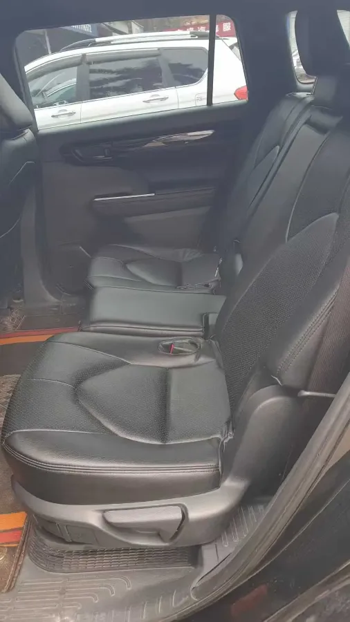 2022 Toyota Crown Kluger 2.5L 192HP L4 E-CVT Hybrid,autocango,china used car exporter,china ev exporter,chinese used car exporter,chinese used ev exporter