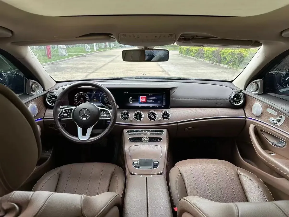 2020 Mercedes-Benz E Class 2.0T 258HP L4 9AT,autocango,china used car exporter,china ev exporter,chinese used car exporter,chinese used ev exporter