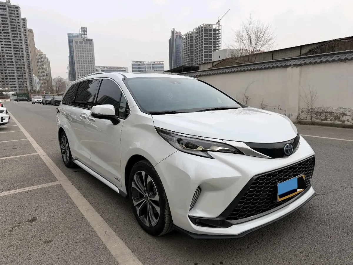 2023 Toyota Granvia 2.5L 189HP L4 E-CVT Hybrid,autocango,china used car exporter,china ev exporter,chinese used car exporter,chinese used ev exporter
