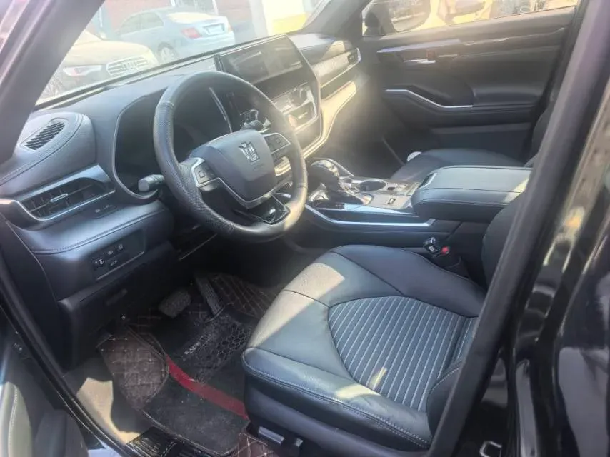 2022 Toyota Crown Kluger 2.5L 192HP L4 E-CVT Hybrid,autocango,china used car exporter,china ev exporter,chinese used car exporter,chinese used ev exporter