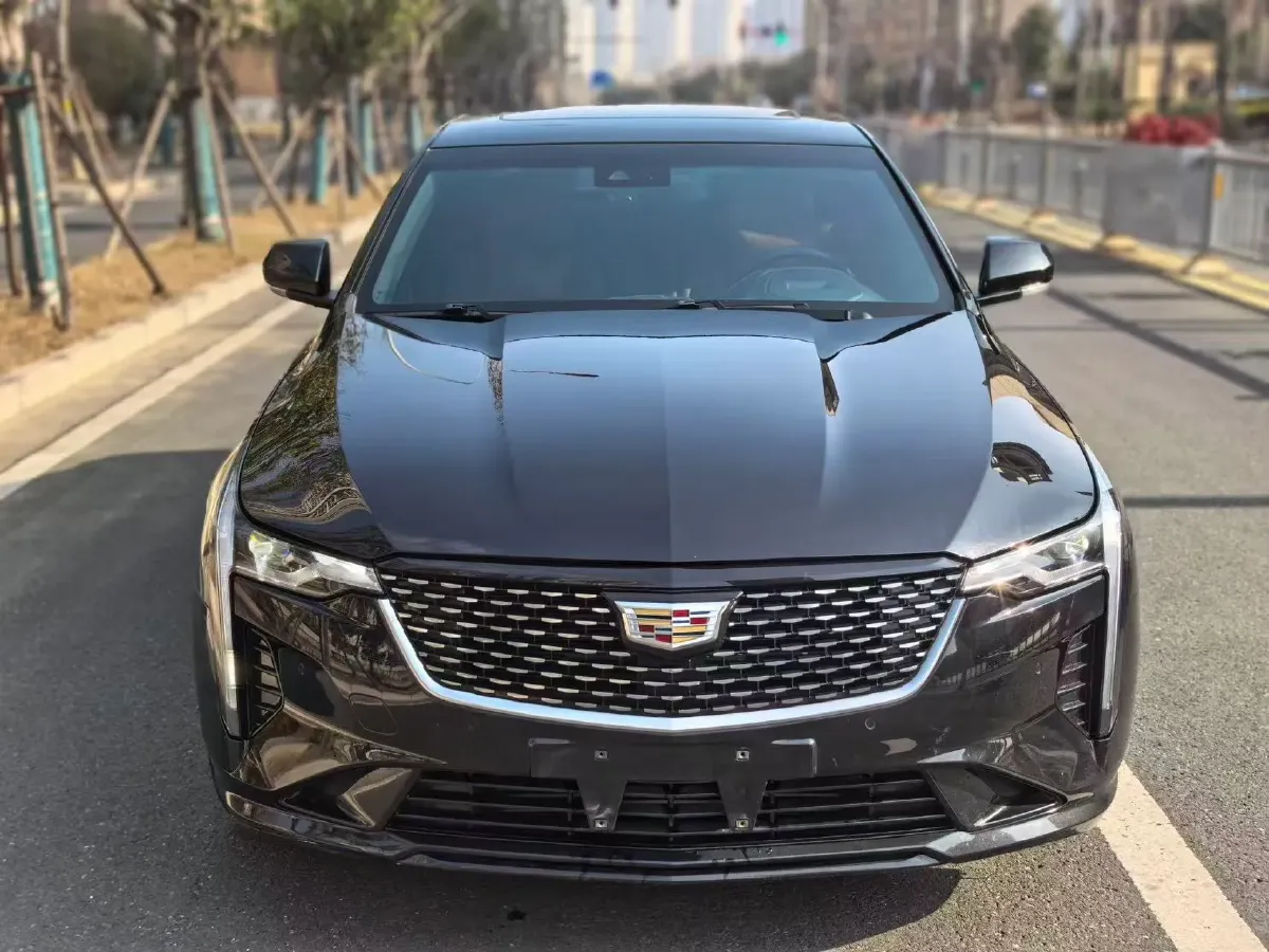 2022 Cadillac CT4 2.0T 237HP L4 8AT,autocango,china used car exporter,china ev exporter,chinese used car exporter,chinese used ev exporter