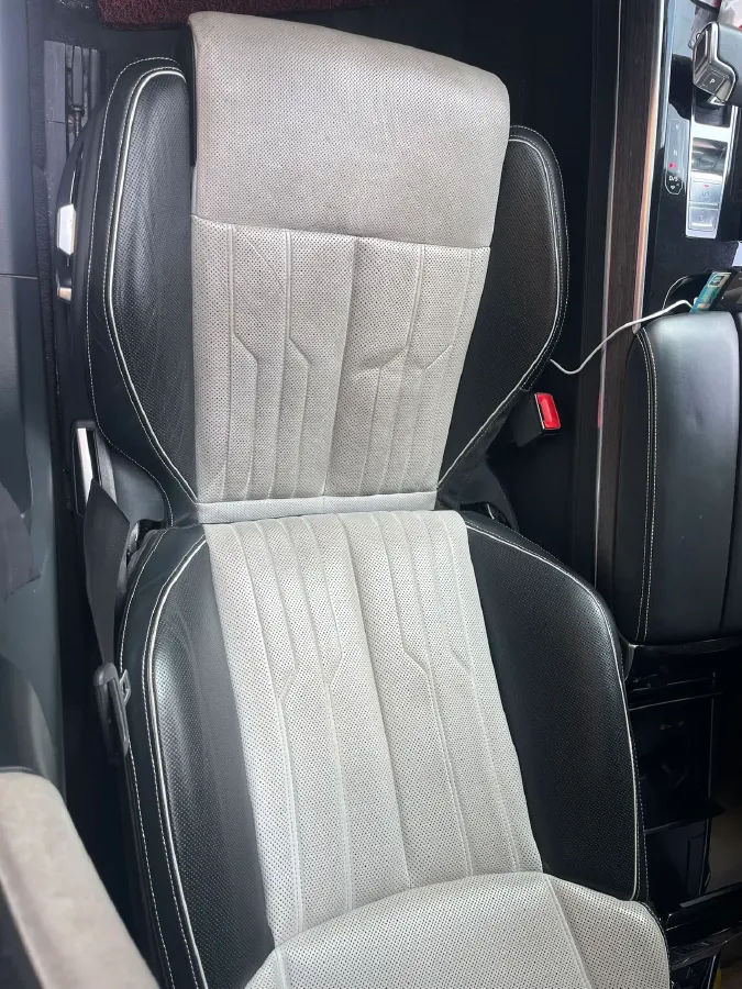 2021 Audi A8 4.0T 460HP V8 8AT,autocango,china used car exporter,china ev exporter,chinese used car exporter,chinese used ev exporter