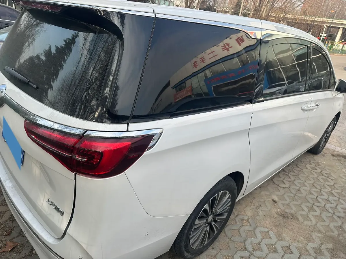 2021 Buick GL8 2.0T 237HP L4 9AT,autocango,china used car exporter,china ev exporter,chinese used car exporter,chinese used ev exporter