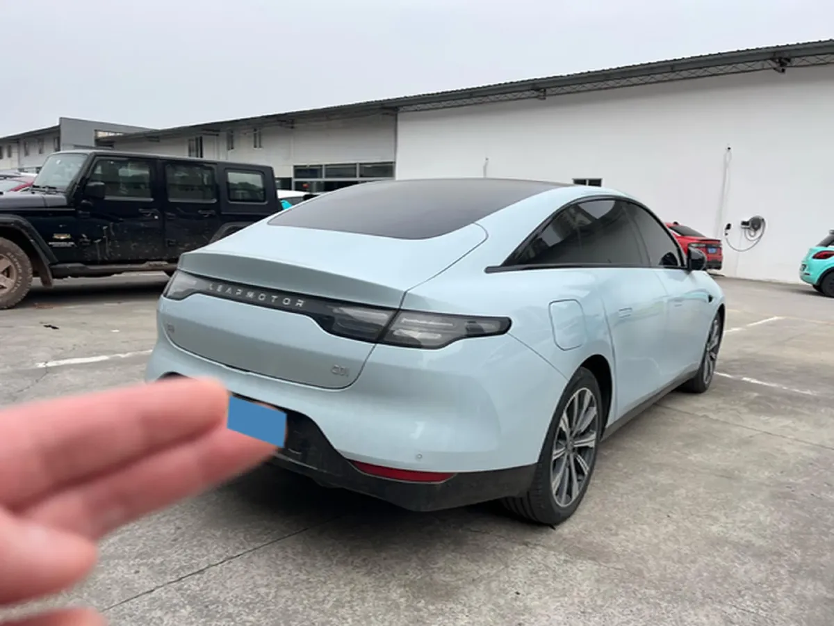 2024 Leapmotor C01 1.5L 95HP L4 REEV 43.7KWH,autocango,china used car exporter,china ev exporter,chinese used car exporter,chinese used ev exporter
