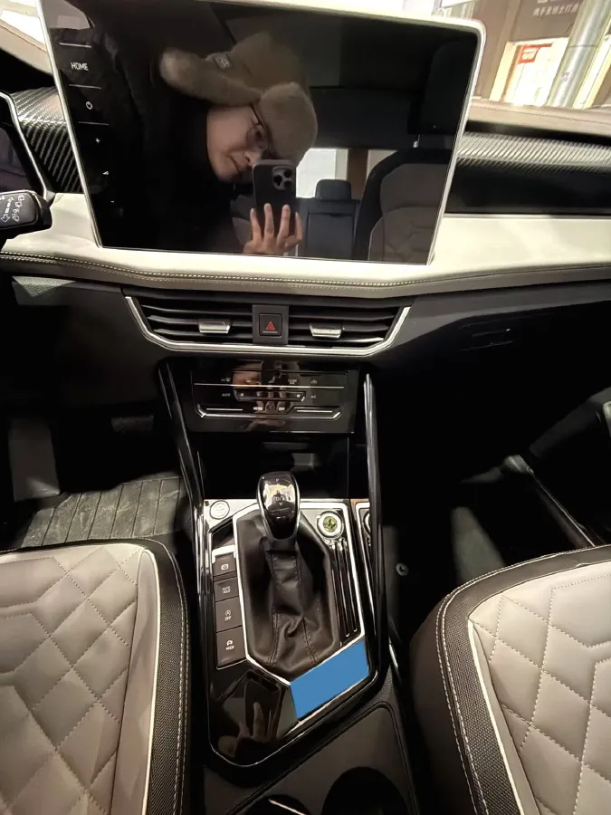 2023 Volkswagen Tayron 1.4T 150HP L4 7DCT,autocango,china used car exporter,china ev exporter,chinese used car exporter,chinese used ev exporter