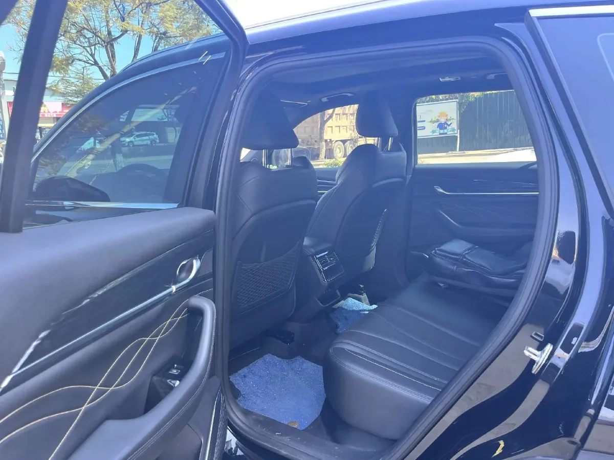 2024 Geely Monjaro 2.0T 218HP L4 7DCT,autocango,china used car exporter,china ev exporter,chinese used car exporter,chinese used ev exporter